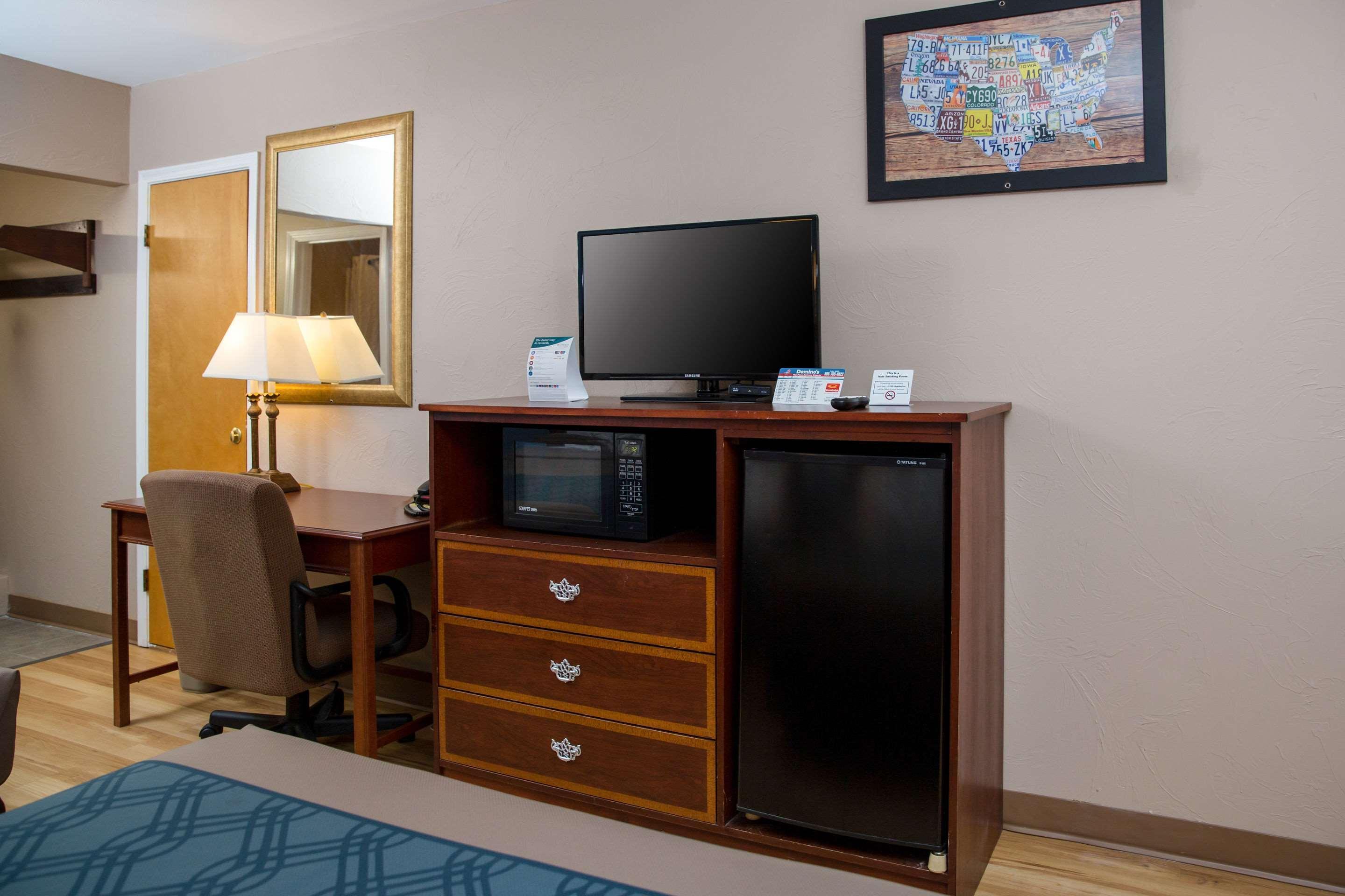 Econo Lodge Sturbridge Route 20 Dış mekan fotoğraf
