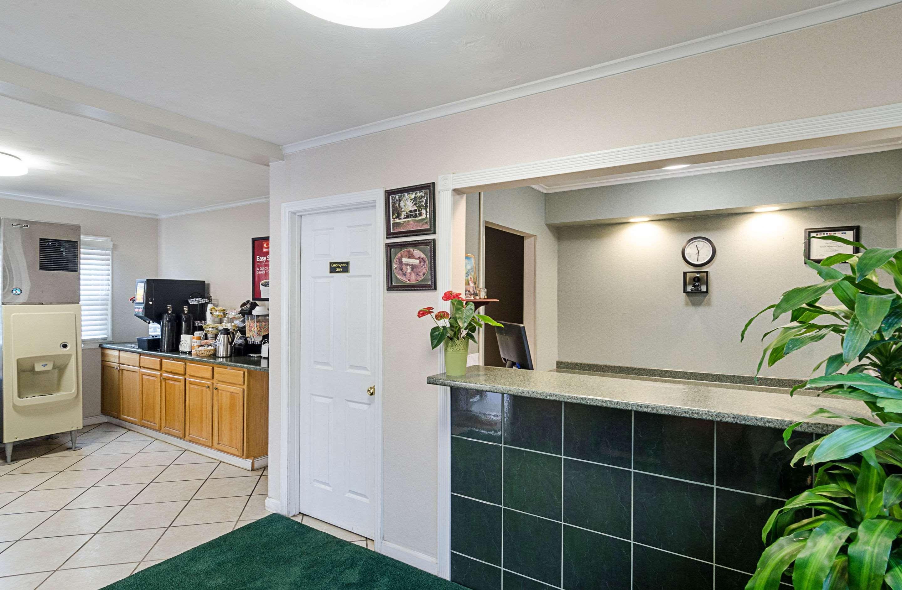 Econo Lodge Sturbridge Route 20 Dış mekan fotoğraf