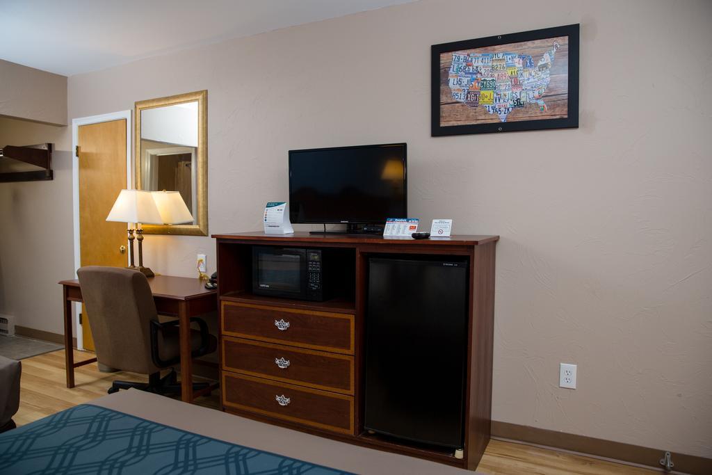Econo Lodge Sturbridge Route 20 Dış mekan fotoğraf